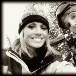 Meet your Posher, Leandra